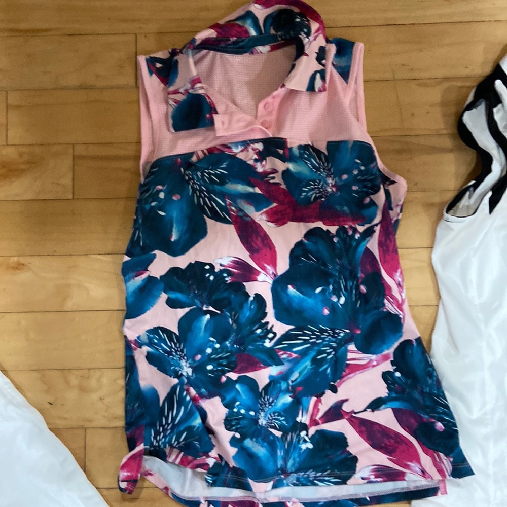 Goal pink floral sleeveless top